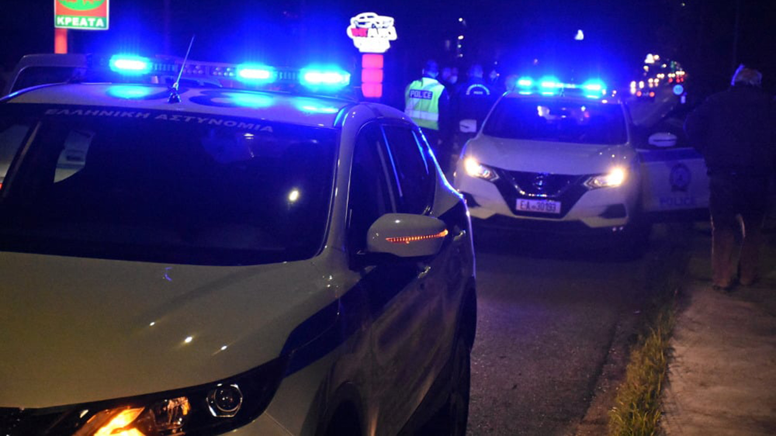 «Σάρωσε» το Ίλιον η ΕΛ.ΑΣ., 13 οχήματα έφυγαν με γερανό σε ένα βράδυ